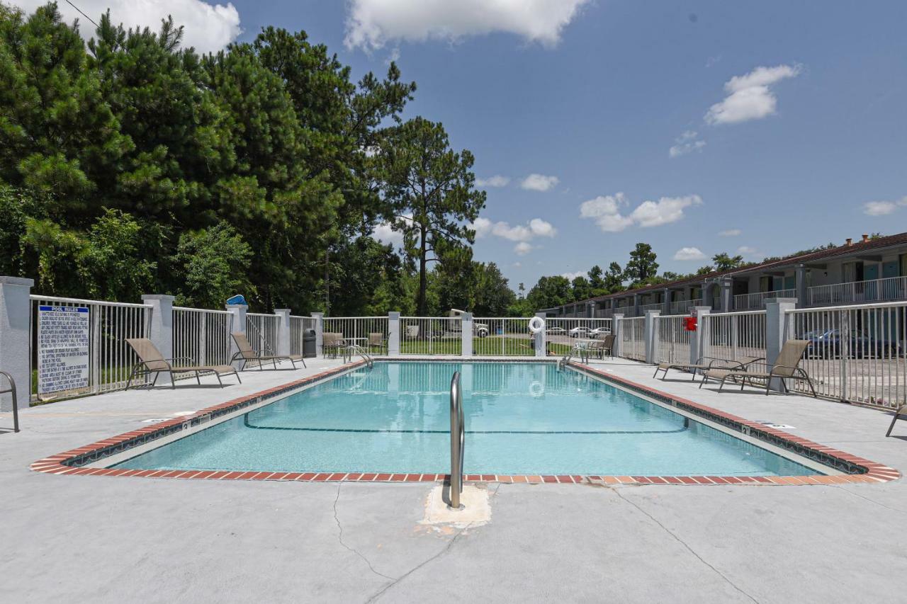 Hotel Valdosta Ga I-75 & Us-221 N Hwy Bagian luar foto